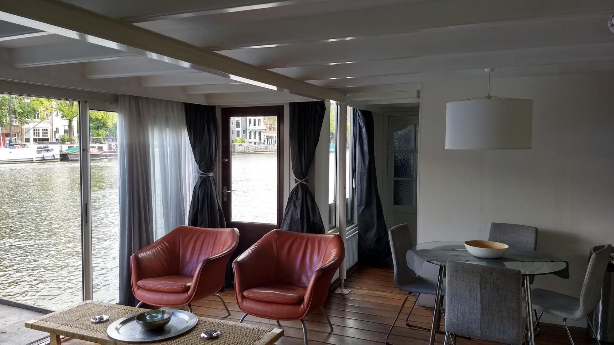 Rembrandt Square Boat Hotel Amsterdam Bagian luar foto